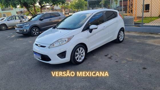 FORD FIESTA 1.6 SE HATCH 16V FLEX 4P MANUAL FORD FIESTA 1.6 SE HATCH 16V FLEX 4P MANUAL